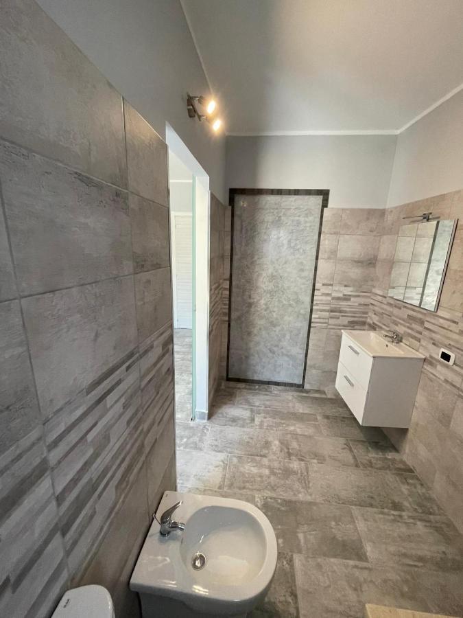 Casa Camere Pistis Асемини Екстериор снимка