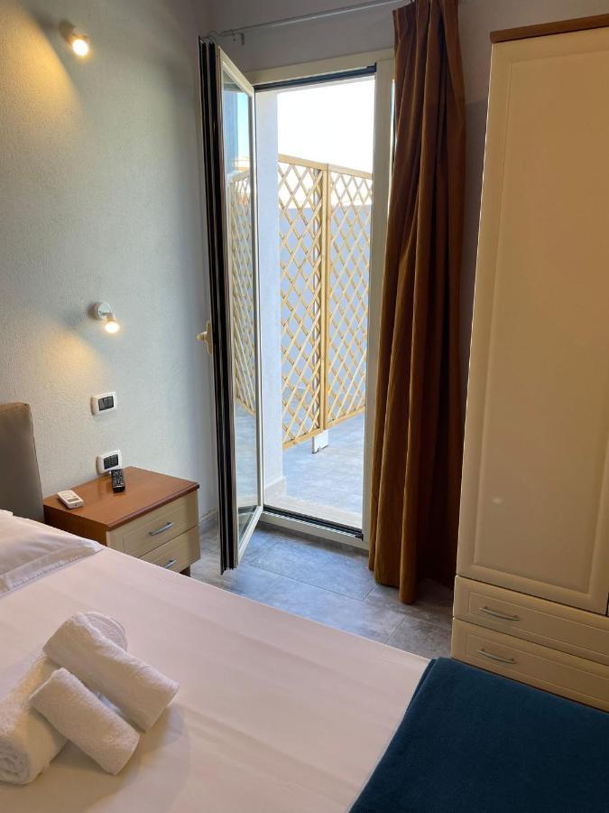 Casa Camere Pistis Асемини Екстериор снимка