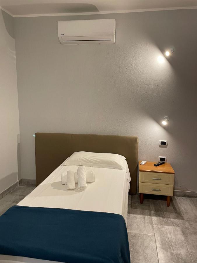 Casa Camere Pistis Асемини Екстериор снимка